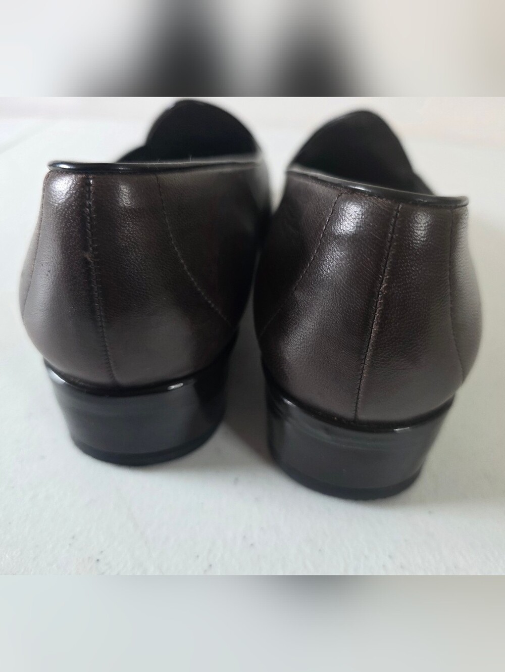 Stuart Weitzman Leather Loafers Size 10 Chocolate Brown Shoes with Bow Detail - Picture 7 of 15
